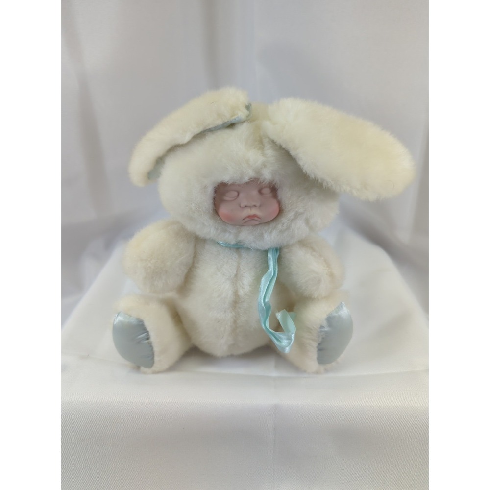 House Of Lloyd Porcelain Baby Face Snow Bunny Plush Wind Up Music Moves Vintage